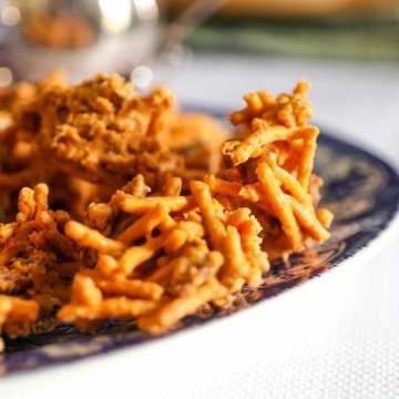 Butterscotch Haystack Candy with Chow Mein Noodles