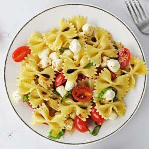 Caprese Pasta Salad