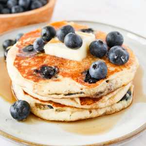 Easy Blueberry Pancakes