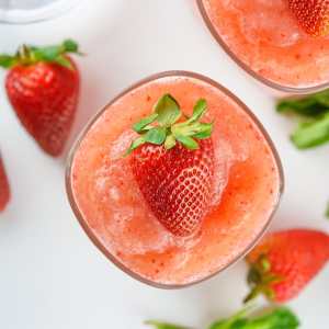 Virgin Strawberry Daiquiri Mocktail