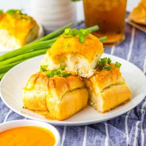 Buffalo Chicken Stuffed Rolls