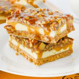 Pecan Pie Cheesecake Bars